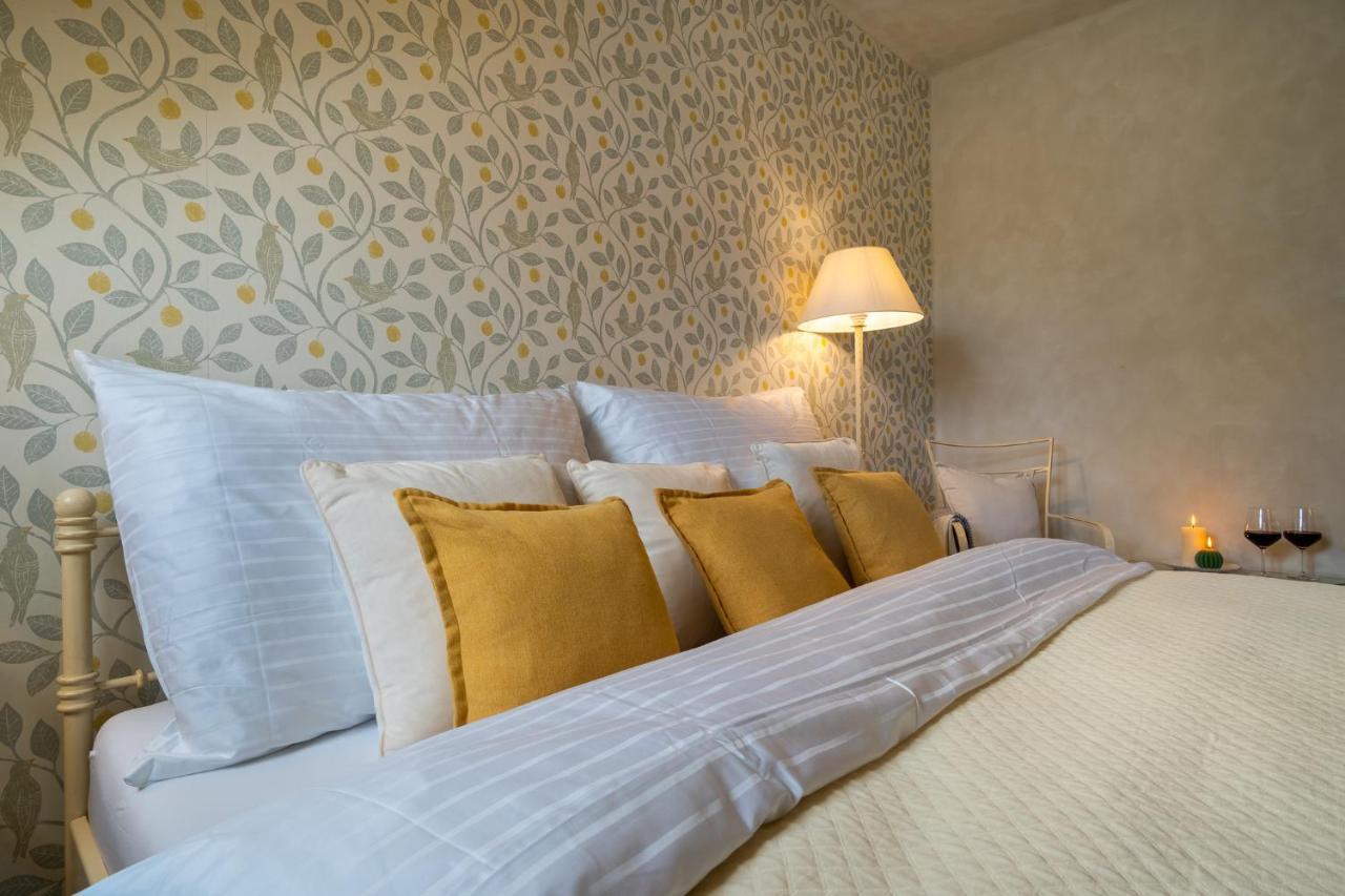 Boutique Hotel Soukenikuv Dum Кутна-Гора Экстерьер фото