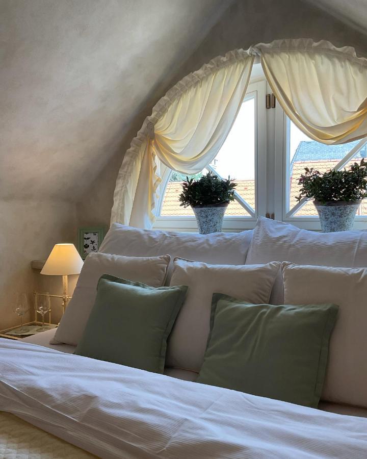 Boutique Hotel Soukenikuv Dum Кутна-Гора Экстерьер фото