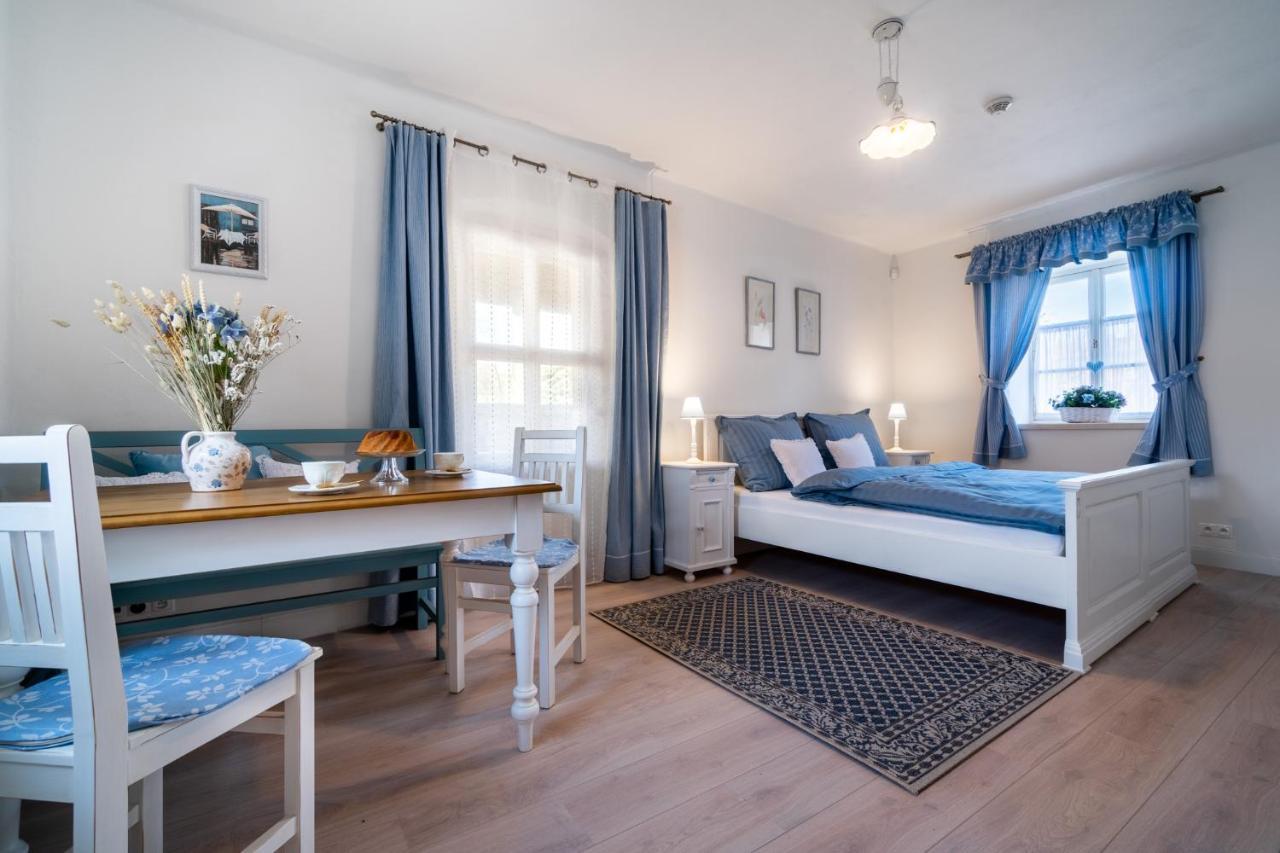 Boutique Hotel Soukenikuv Dum Кутна-Гора Экстерьер фото